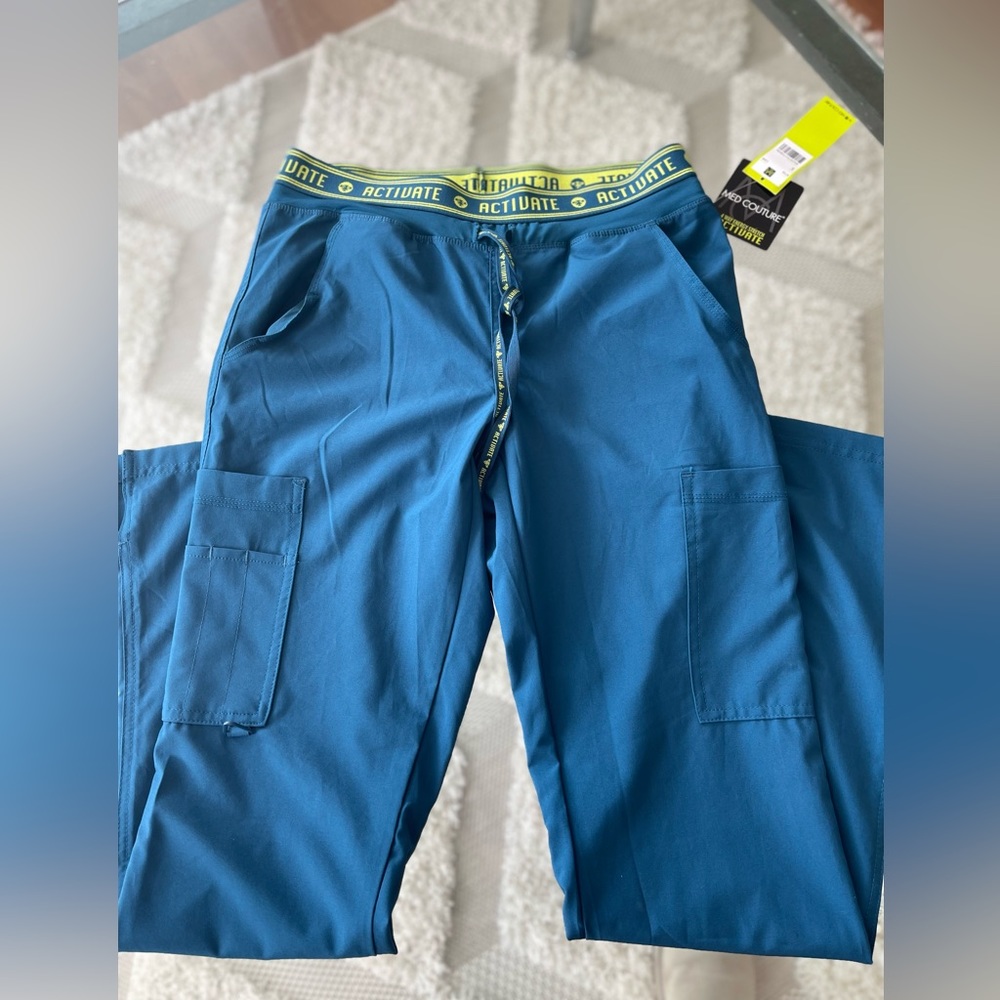 NWT MedCouture workout pant/scrubs